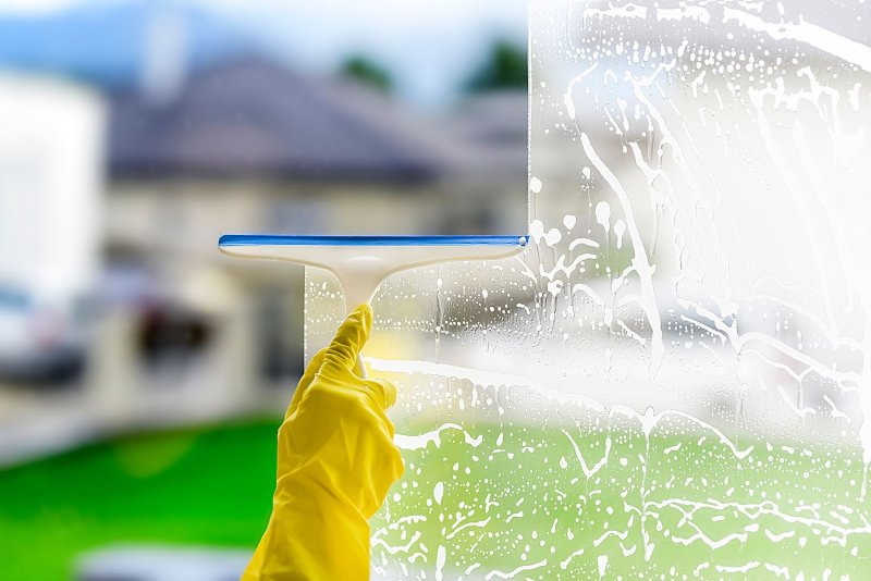 Window Cleaning Budds specializes in streak-free window cleaning, delivering crystal-clear results every time. Our meticulous approach ensures that your windows are left spotless, allowing natural light to shine through beautifully without any smudges or streaks.
