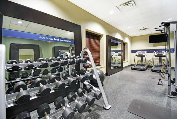 Images Hampton Inn & Suites Milwaukee/Franklin