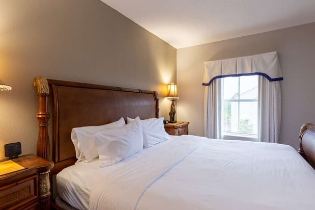 Images Hampton Inn & Suites Jacksonville Deerwood Park