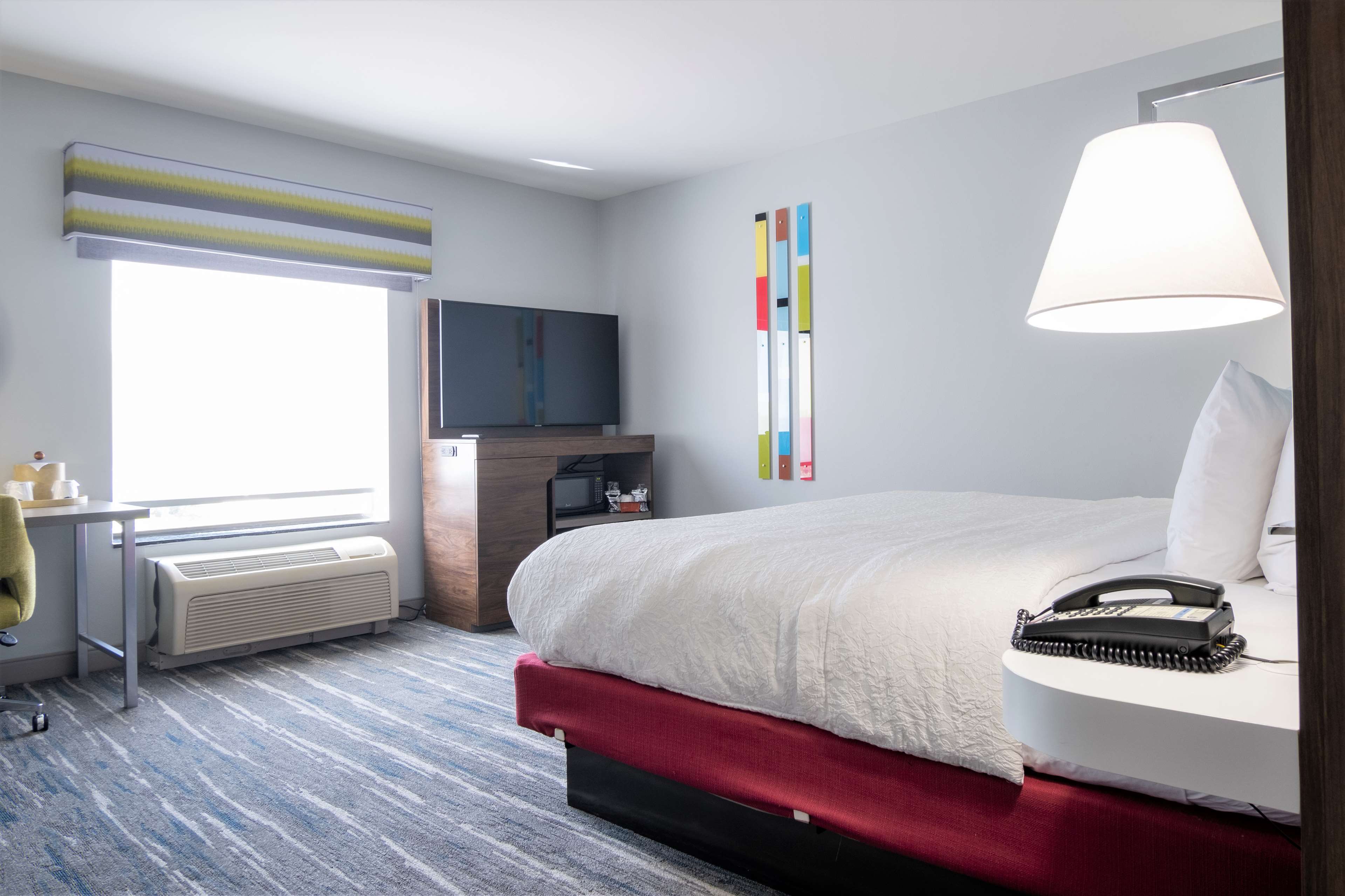 Hampton Inn & Suites Dallas/Lewisville-Vista Ridge Mall, TX, 2650 Lake ...