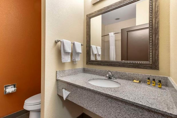 Images Best Western Plus Longhorn Inn & Suites