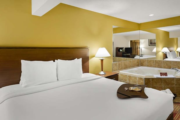 Images Best Western Lakewood Inn