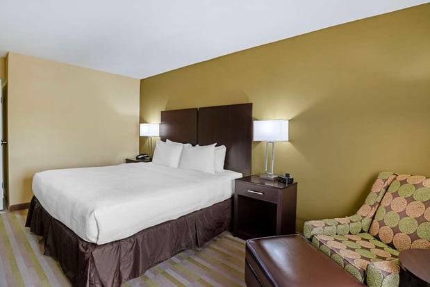 Images Best Western Plus Thornburg Inn & Suites
