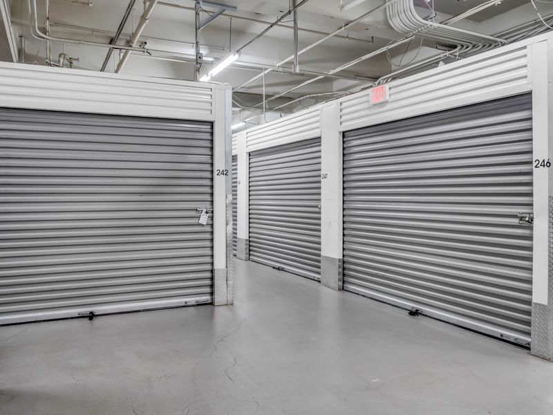 Images Extra Space Storage