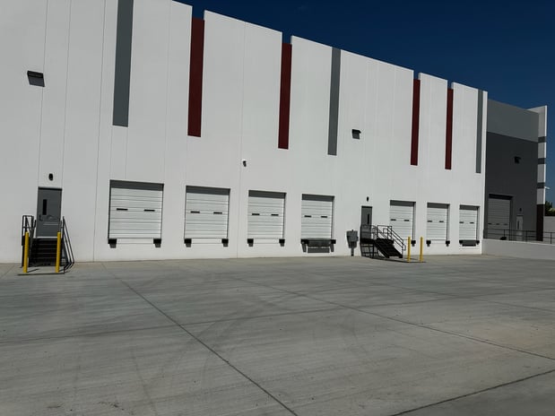 Images AIT Worldwide Logistics