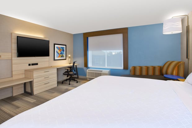 Images Holiday Inn Express & Suites Wooster by IHG