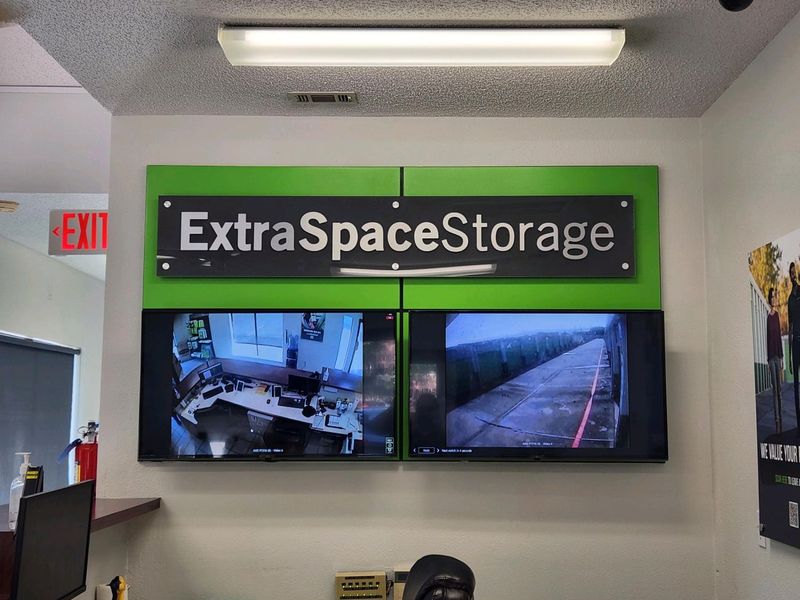 3193_Merchandise Wall