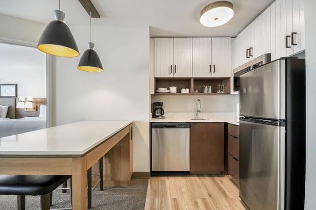 Images Staybridge Suites Toledo - Maumee by IHG