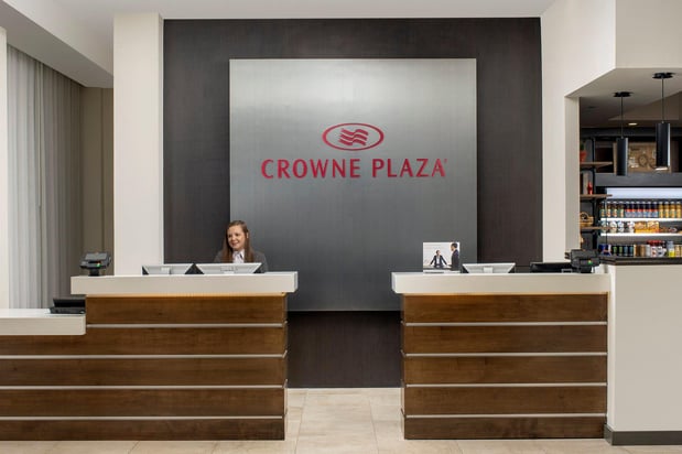 Images Crowne Plaza San Antonio Airport by IHG