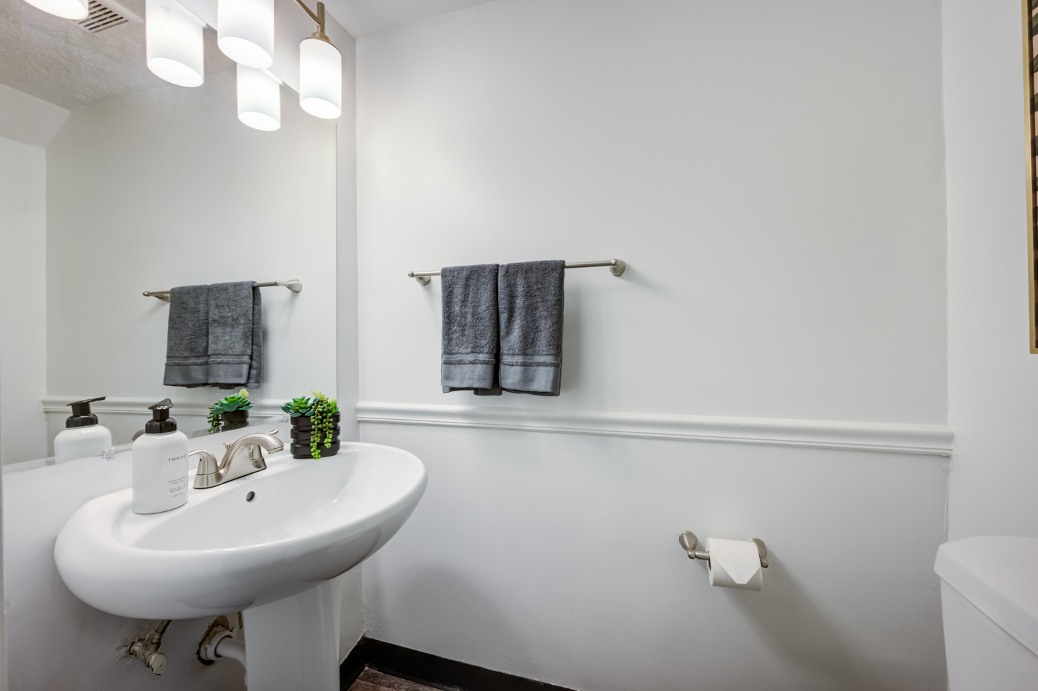 The Boardwalk at Westlake Apartments and Townhomes Image