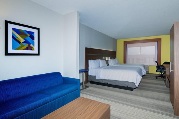 Images Holiday Inn Express & Suites Woodbridge by IHG