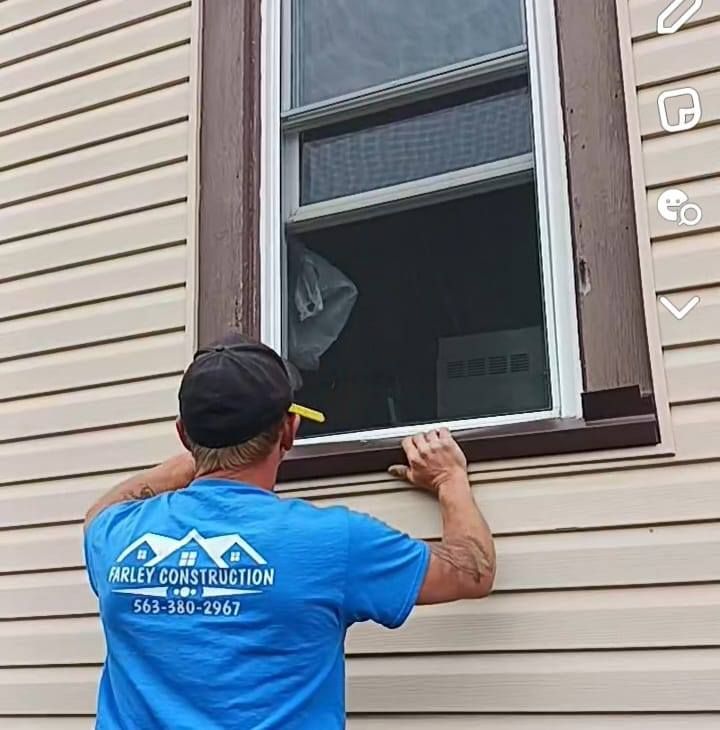 Farley Construction Image