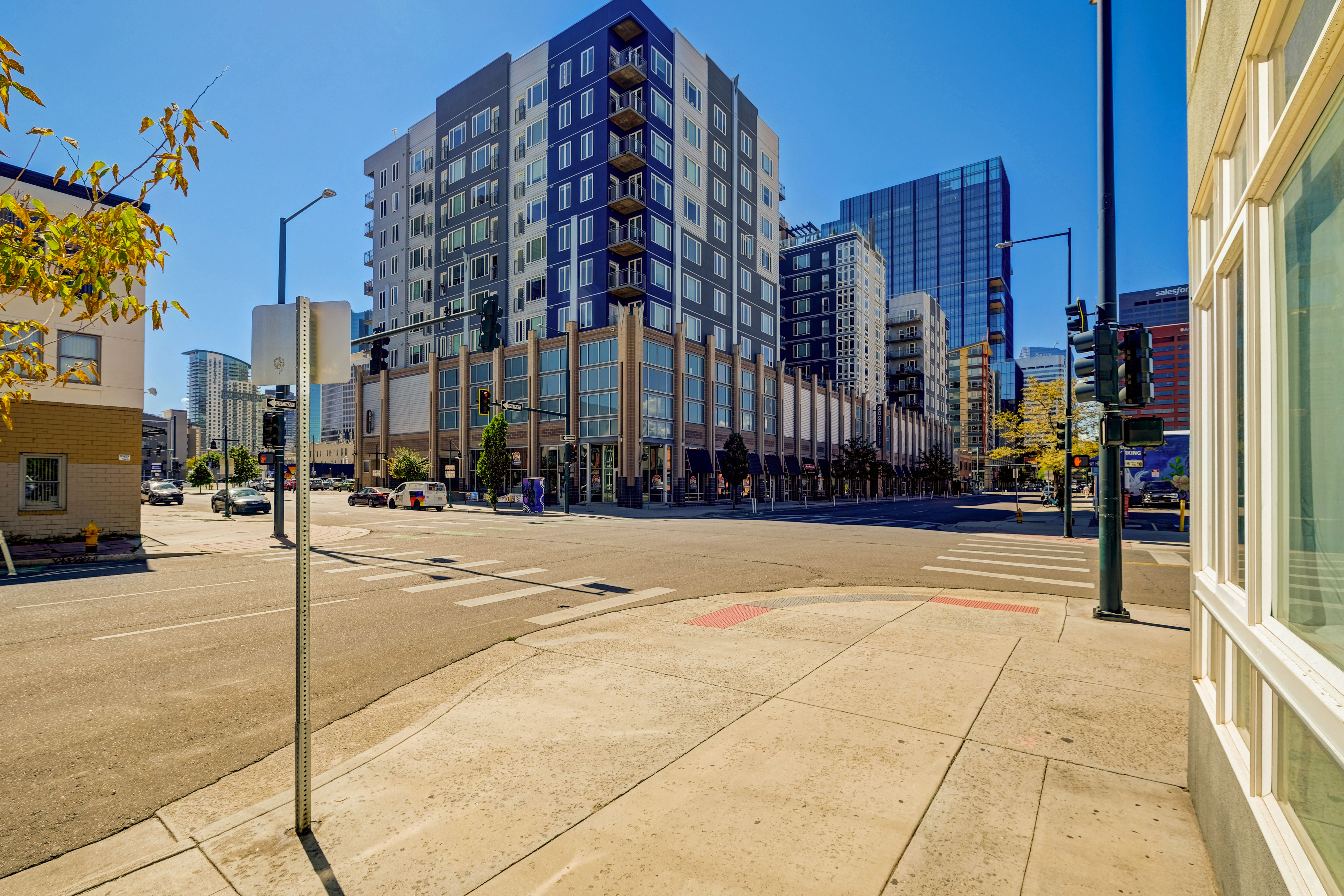 2020 Lawrence Apartments