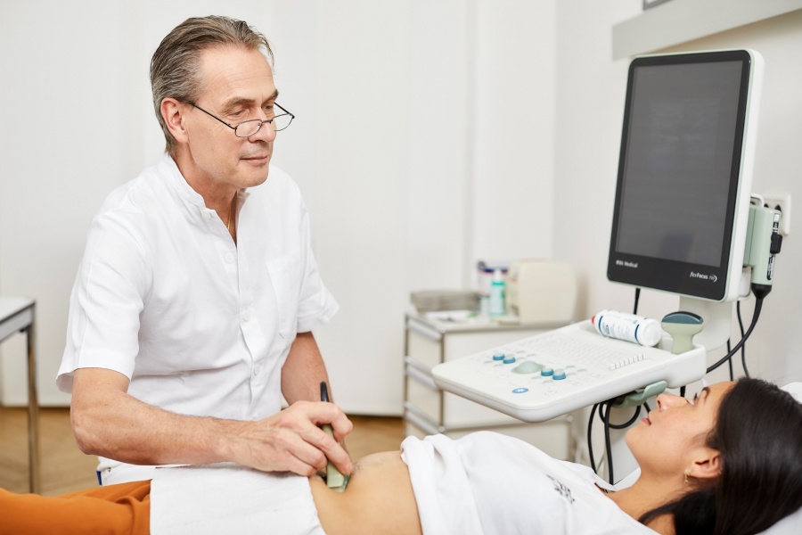 Dr. med. Wolfgang Reinpold, Admiralitätstr. 3-4 in Hamburg