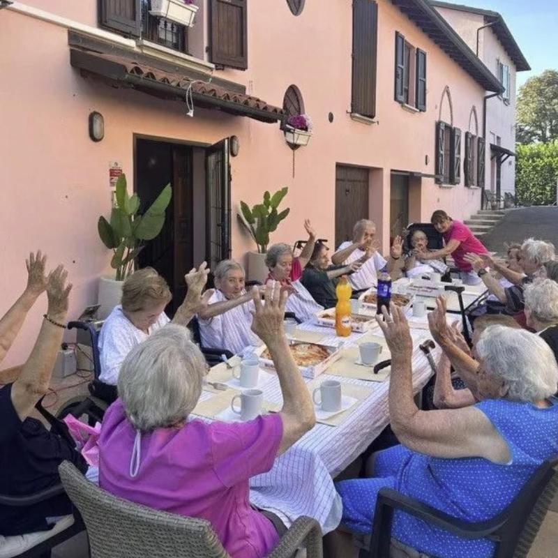 Images Casa Famiglia Albero Blu