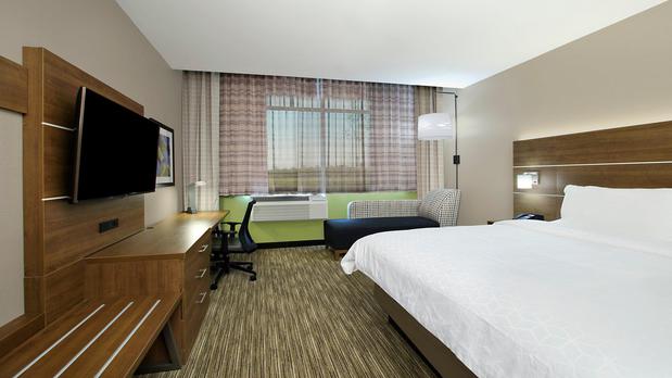 Images Holiday Inn Express & Suites Dallas-Frisco NW Toyota Stdm, an IHG Hotel
