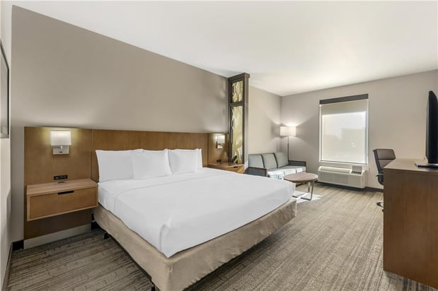 Images Best Western Green Oak Inn & Suites