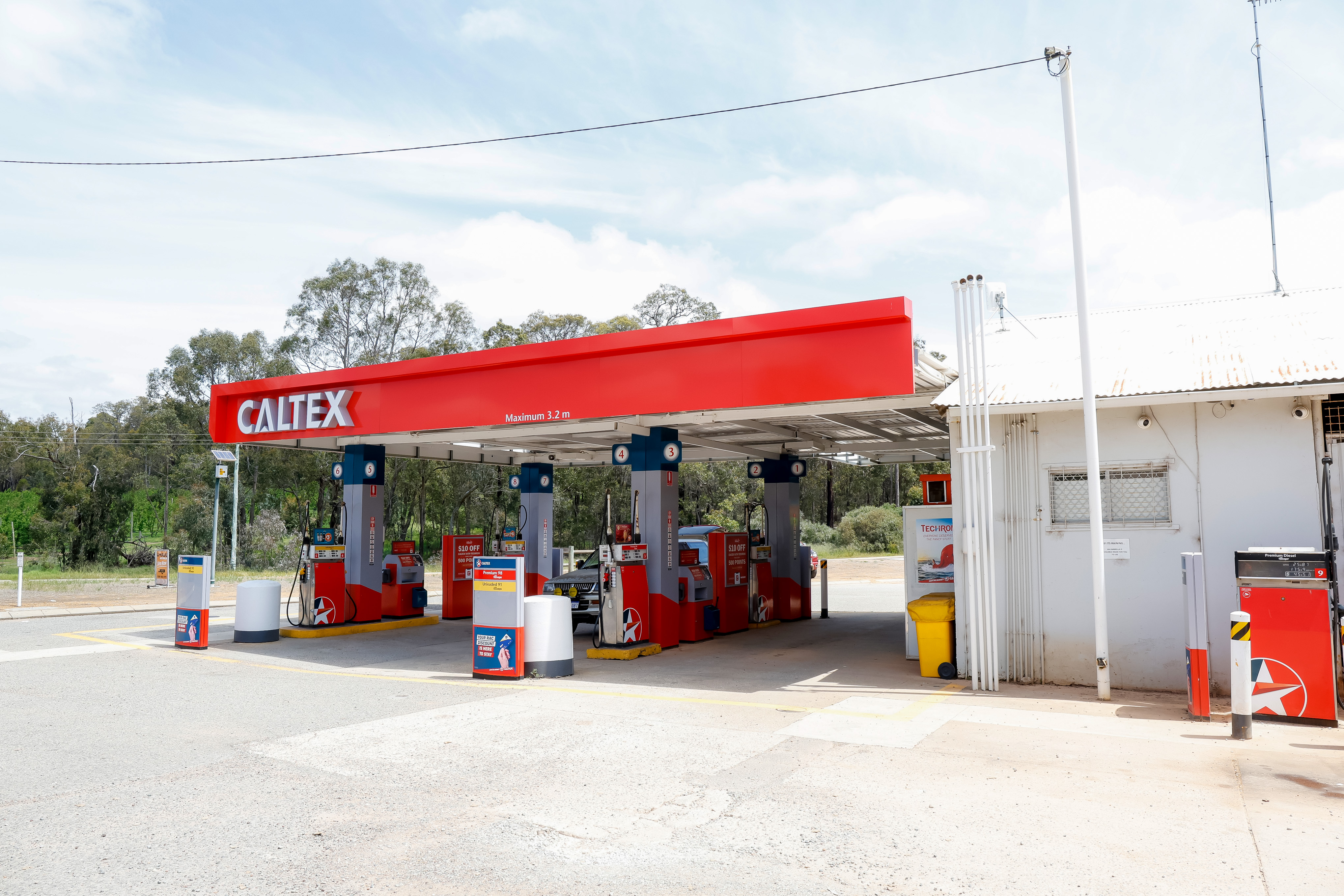 Images Caltex Karragullen