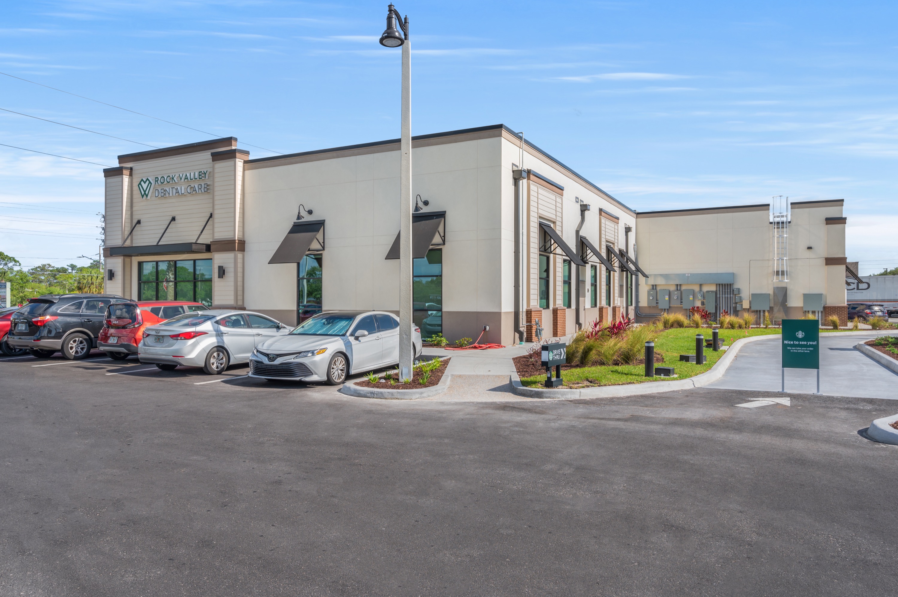 Front of office, Rock Valley Dental Care. Dentist in Apopka, FL. 