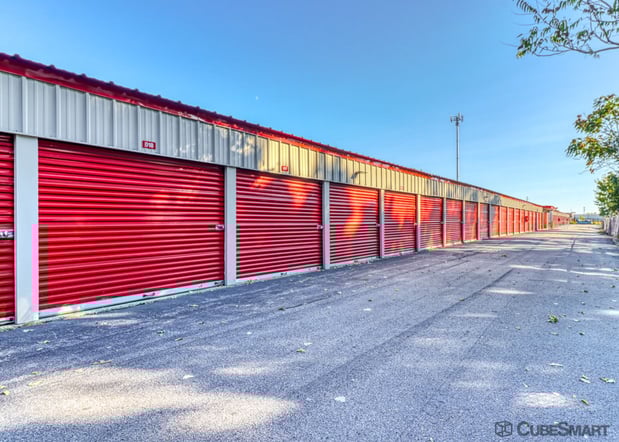 Images CubeSmart Self Storage