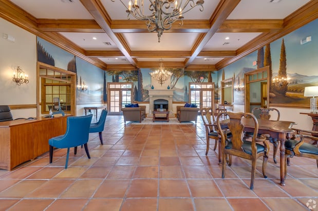 Images Estancia Apartments