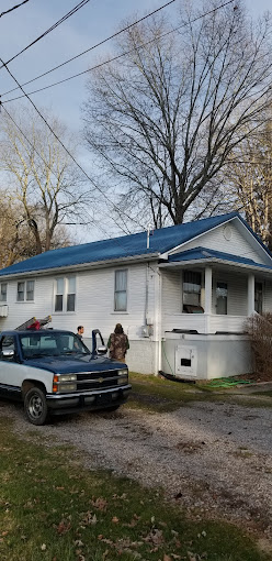 Ronald Goins Contracting Logo