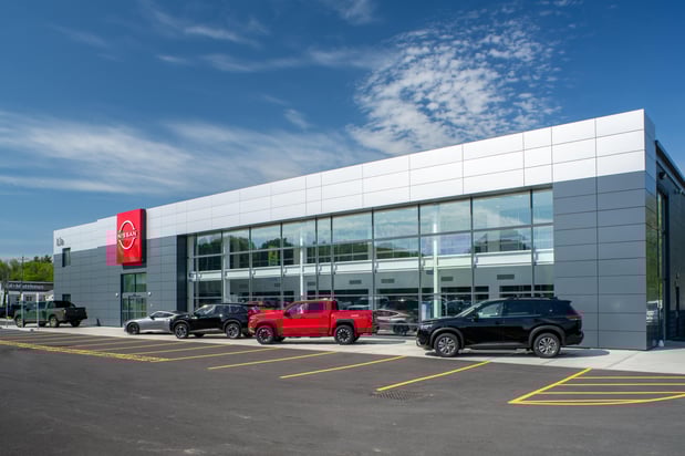 Images Lia Nissan of Saratoga