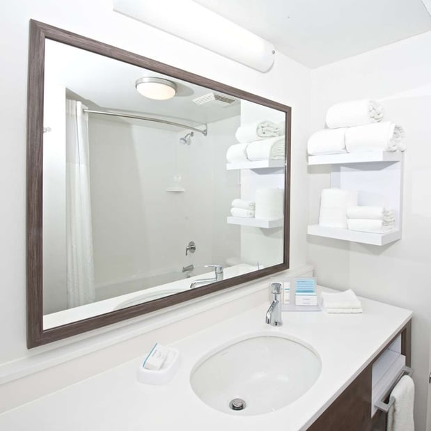 Images Hampton Inn & Suites N. Ft. Worth-Alliance Airport