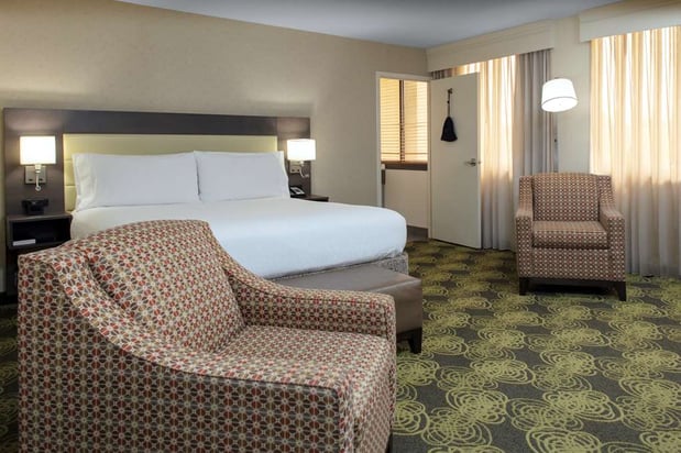 Images Hilton Garden Inn Reagan National Airport