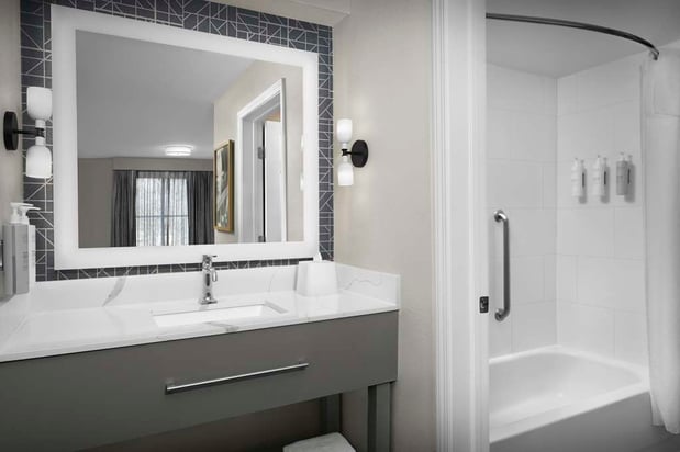 Images Homewood Suites by Hilton Nashville-Airport