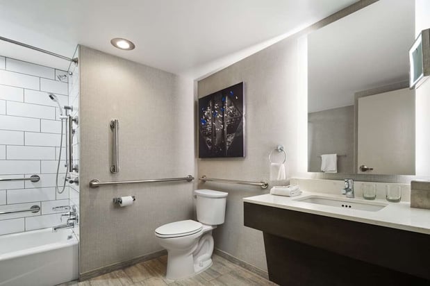 Images DoubleTree by Hilton Hotel Pittsburgh Airport