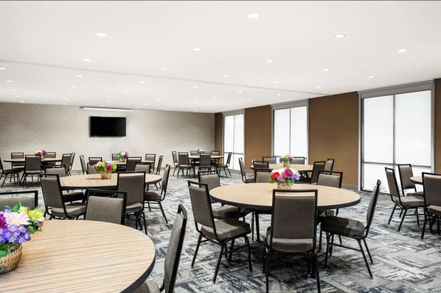 Images Home2 Suites by Hilton Long Island Brookhaven