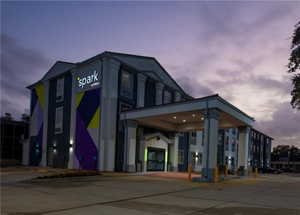 Images Spark by Hilton Lafayette South