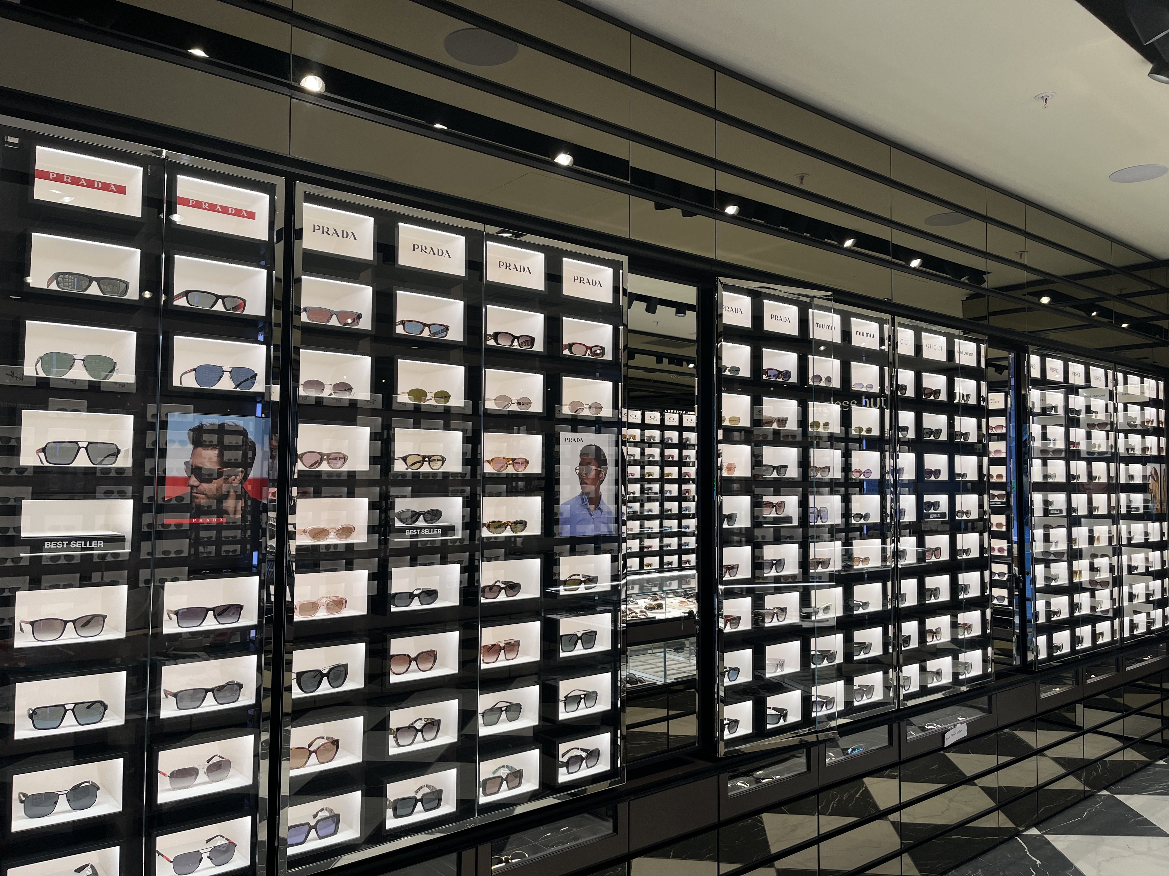Images Sunglass Hut Lambton Quay