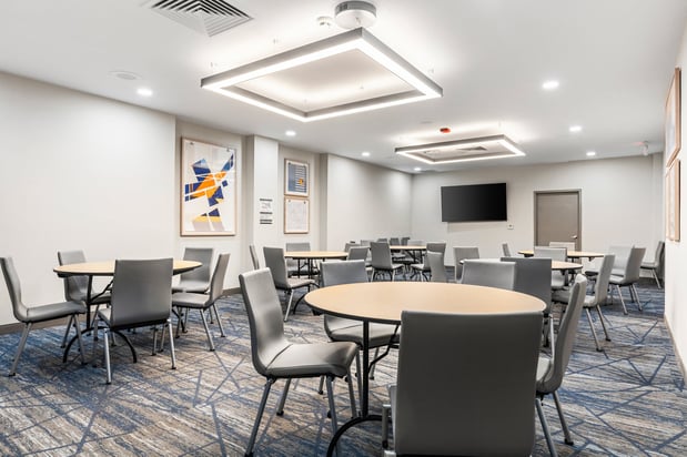 Images Holiday Inn Express Van Nuys by IHG