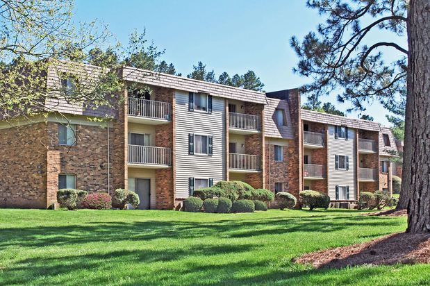 Images PineGate Apartments