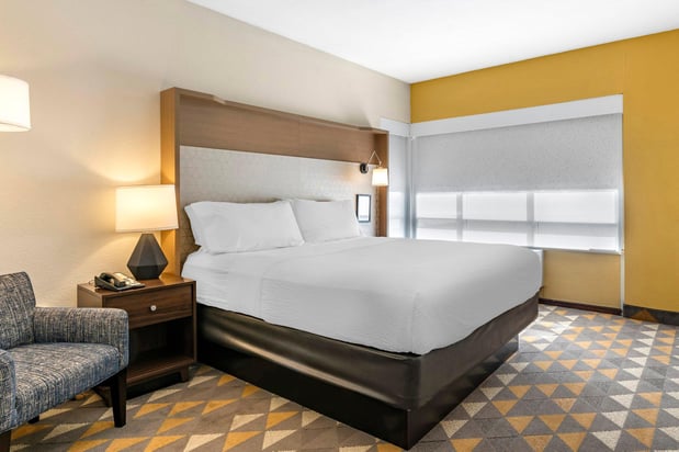 Images Holiday Inn Louisville Airport South by IHG