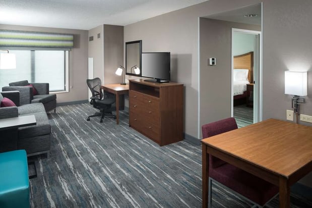 Images Hampton Inn & Suites Chicago-North Shore/Skokie