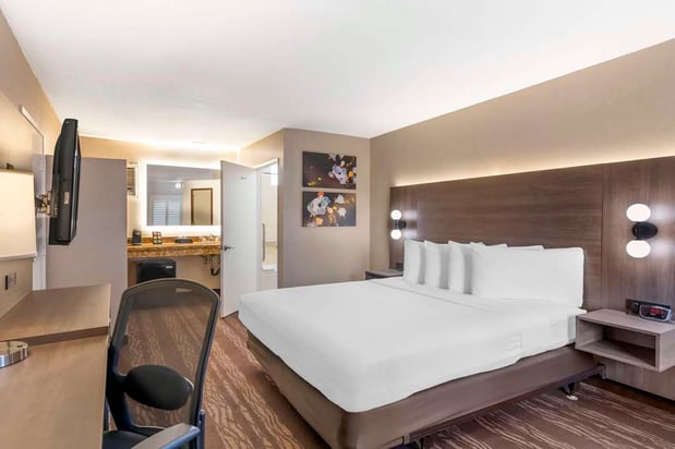 Images Best Western Plus Stovall's Inn