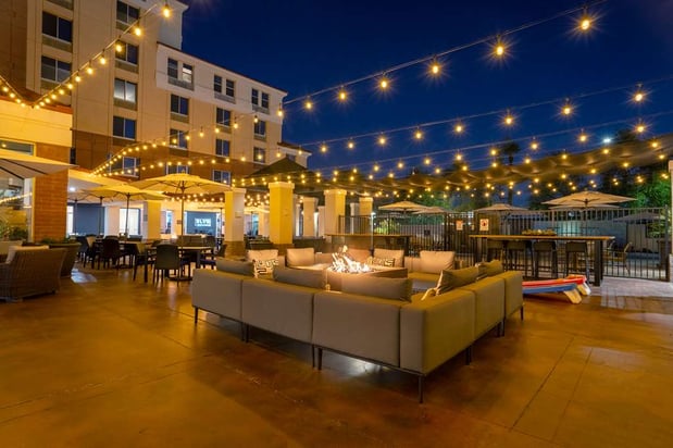 Images Hilton Garden Inn Scottsdale Old Town
