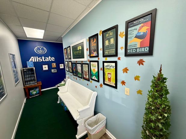 Images Jamilynn Fox: Allstate Insurance