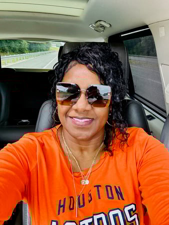 Images Jacqueline Mack: Allstate Insurance