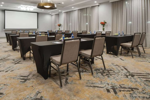 Images Homewood Suites by Hilton DFW Airport South