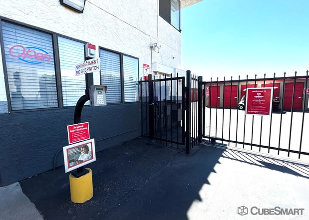 Images CubeSmart Self Storage