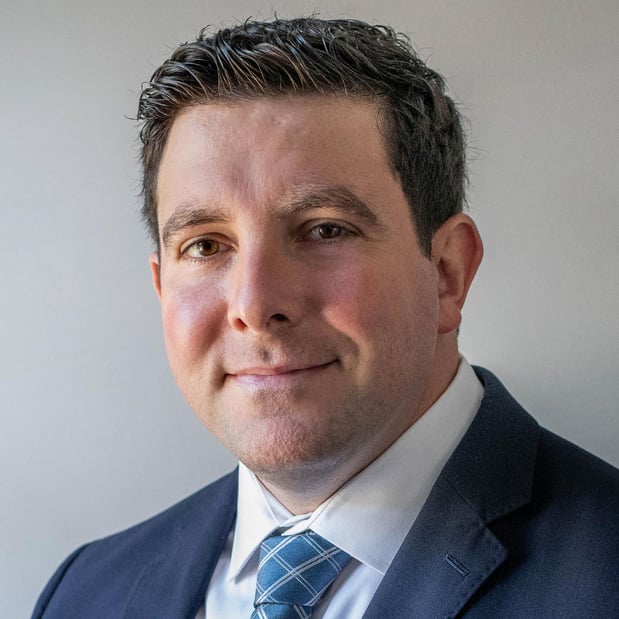 Images Edward Jones - Financial Advisor: Ben Siewert, CFP®