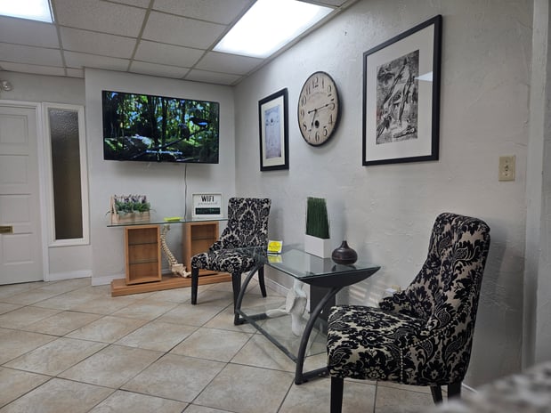 Images Spine & Sports Therapy