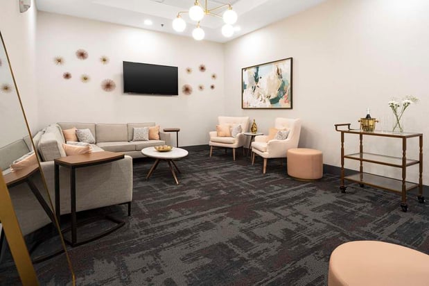 Images Hampton Inn & Suites Raleigh Downtown