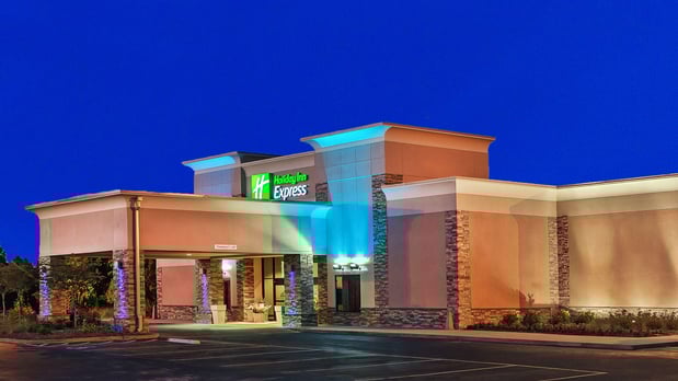 Images Holiday Inn Express Little Rock-Airport by IHG