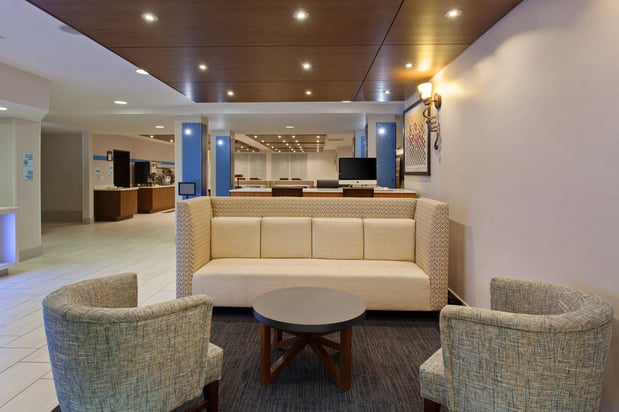 Images Holiday Inn Express & Suites Oakland-Airport by IHG