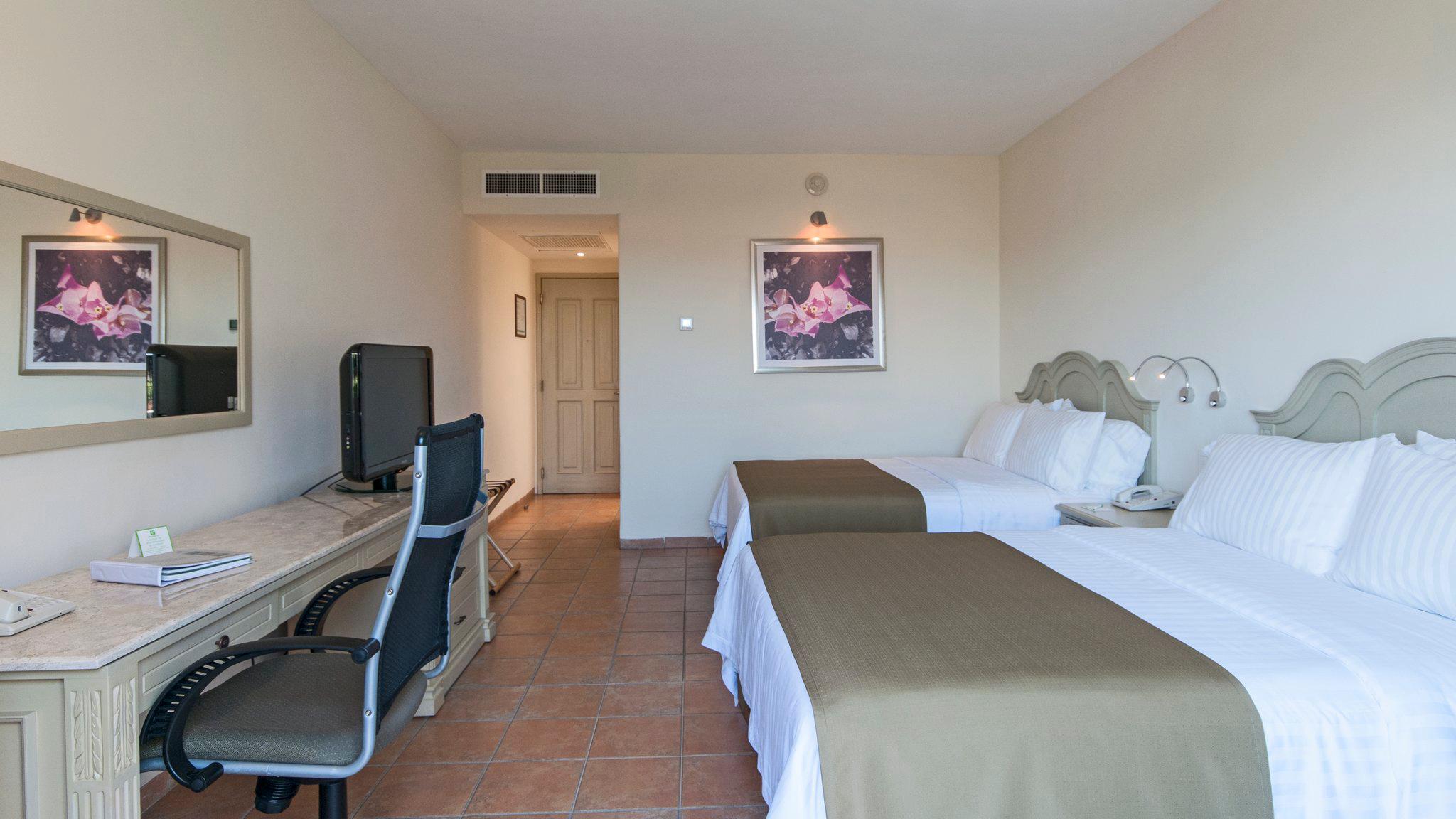 Images Holiday Inn Cd. del Carmen, an IHG Hotel